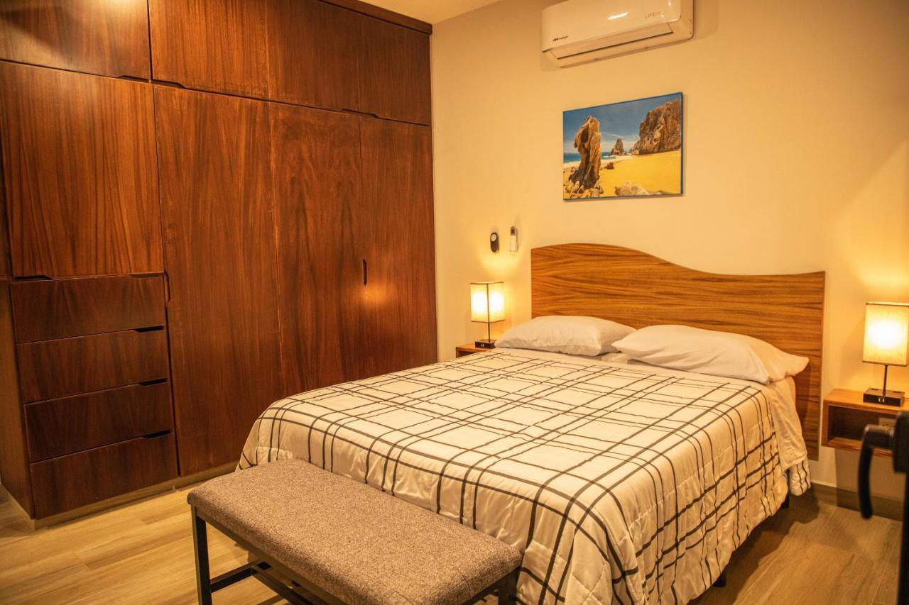 New Condo W/Rooftop Pool & View カボ・サン・ルーカス エクステリア 写真