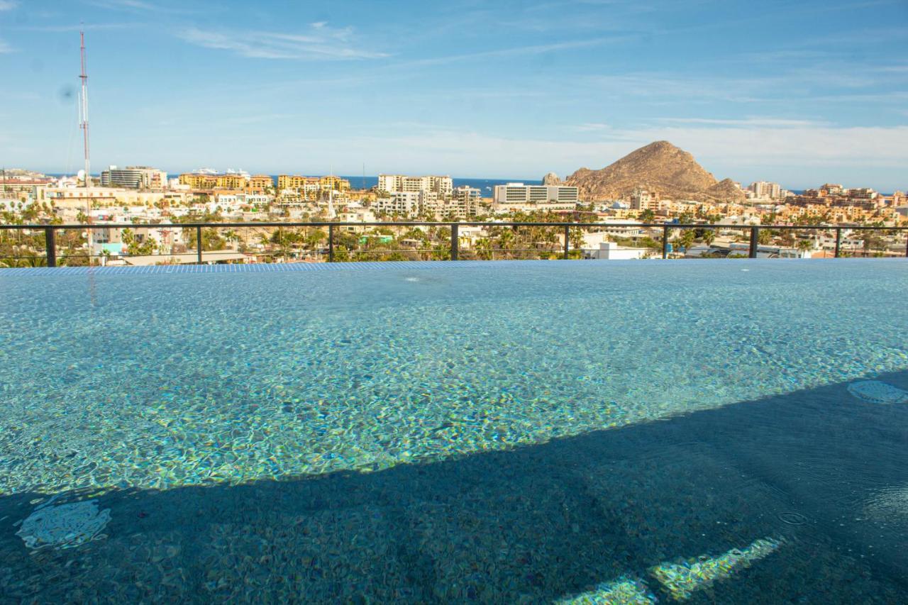 New Condo W/Rooftop Pool & View カボ・サン・ルーカス エクステリア 写真